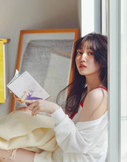 久保史緒里 おっぱい