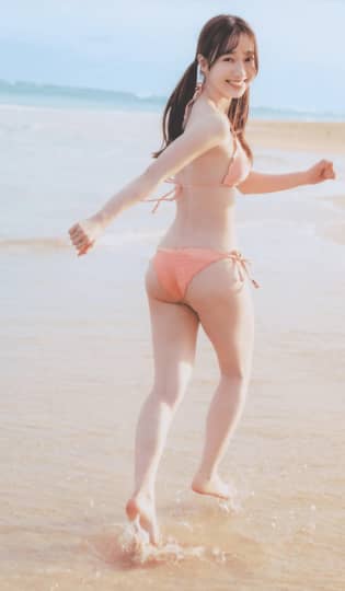 守屋麗奈 おっぱい