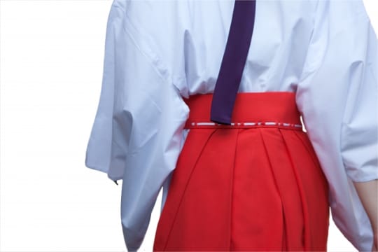 巫女さん　後姿