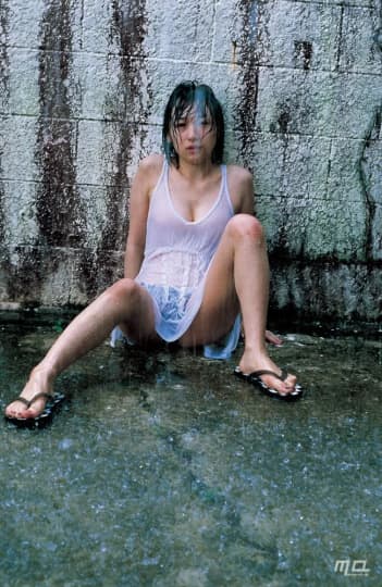 加護亜依 エロ