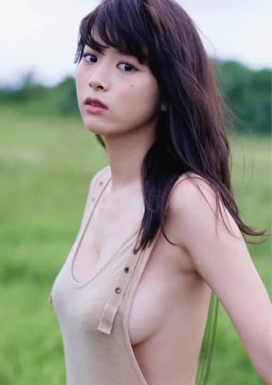 馬場ふみか おっぱい