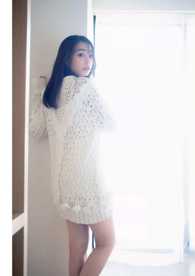  宇垣美里　おっぱい