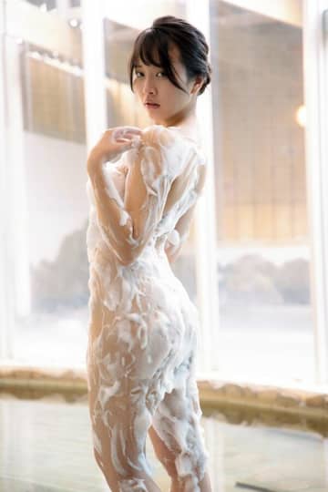 橋本ひかり おっぱい