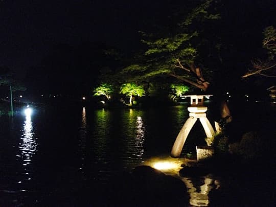 兼六園の夜景