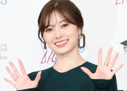 白石麻衣