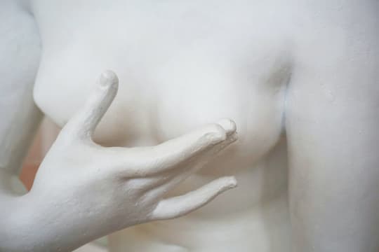 おっぱいの置物