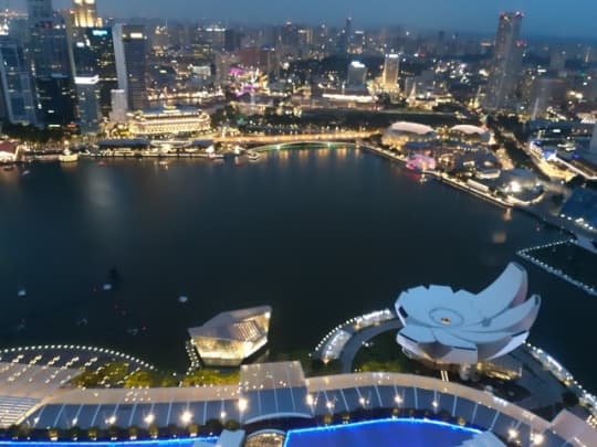 シンガポールマリーナベイサンズからの夜景