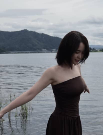 忍野さら 乳首