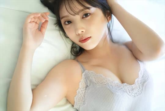 与田祐希 おっぱい