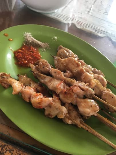 インドネシア料理　サテ (Sate)　焼き鳥