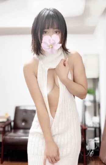 神のエステの女の子