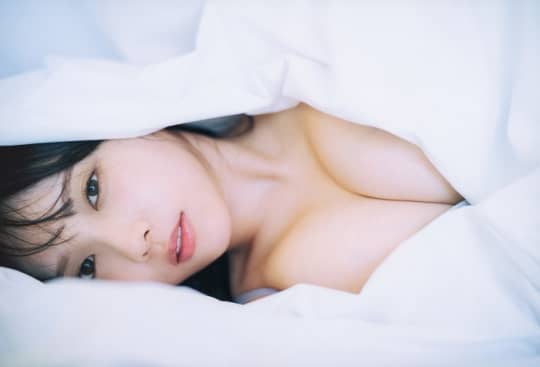 与田祐希 おっぱい