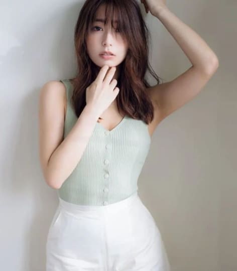 宇垣美里　おっぱい