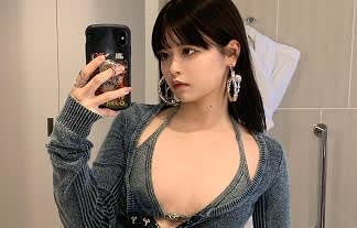 景井ひなのエロい乳首がエッチ