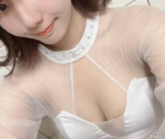 女性