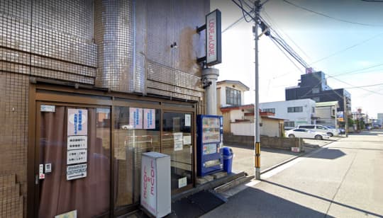 ラブ&ラブまでのアクセス