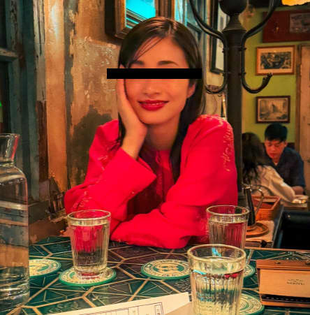 女性