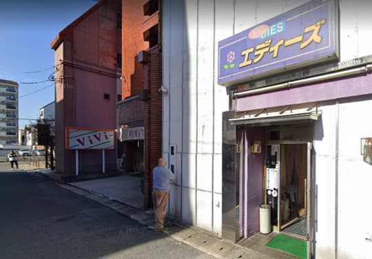 お店の前