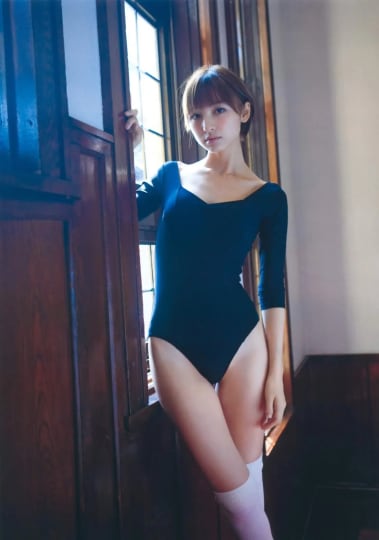 篠田麻里子 水着
