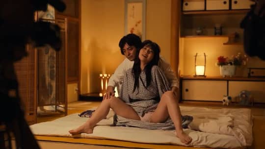 女性芸能人濡れ場シーン