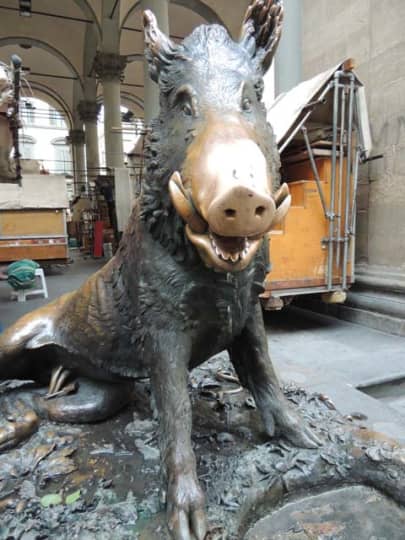 フィレンツェ　イノシシ