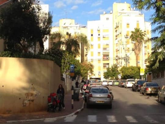 リション・レツィヨンの通り