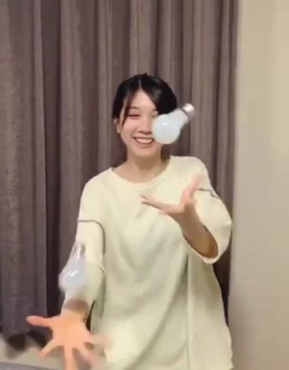 松本穂香　おっぱい