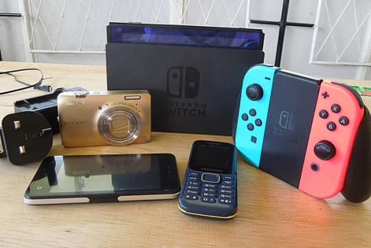 さまざまな電子機器