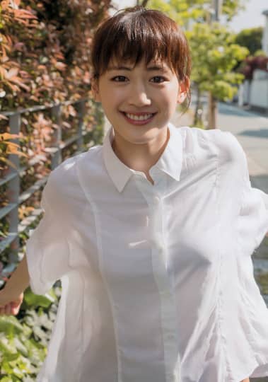 綾瀬はるか おっぱい