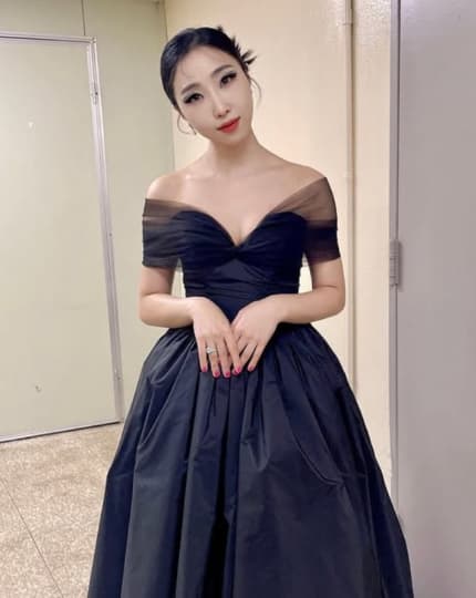 2NE1 流出