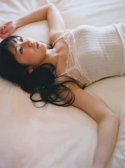 渡辺麻友 おっぱい