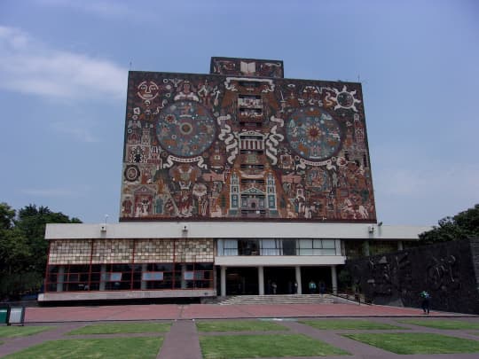 メキシコ国立自治大学