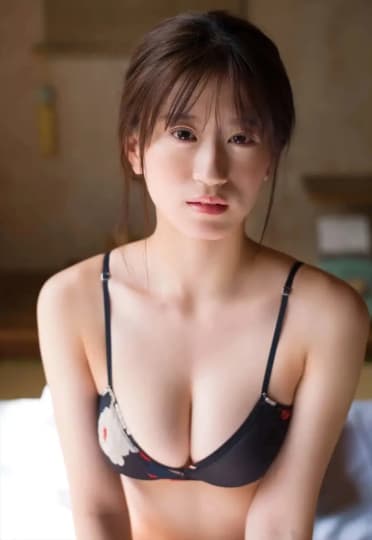 上西怜 おっぱい