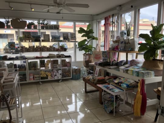 シュガーケイン店内