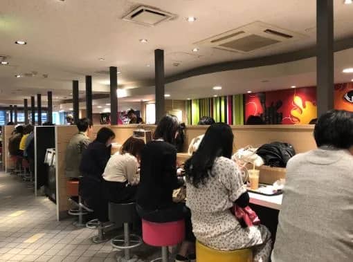 マクドナルド JR新宿南口店