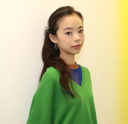 趣里