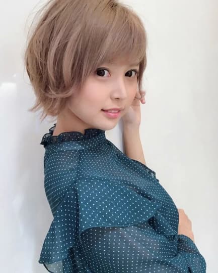 葵つかさ