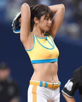 稲村亜美 おっぱい