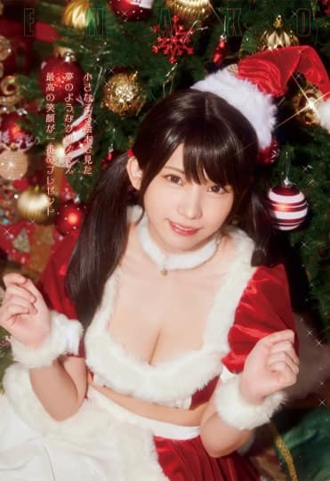 えなこ 乳首