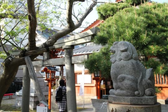 湊稲荷神社　狛犬