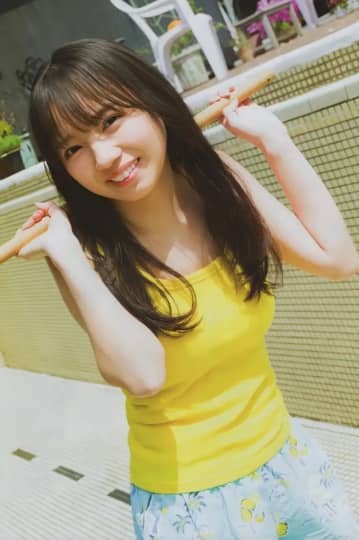 齊藤京子 おっぱい