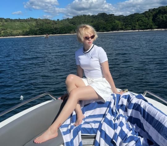 2NE1 流出