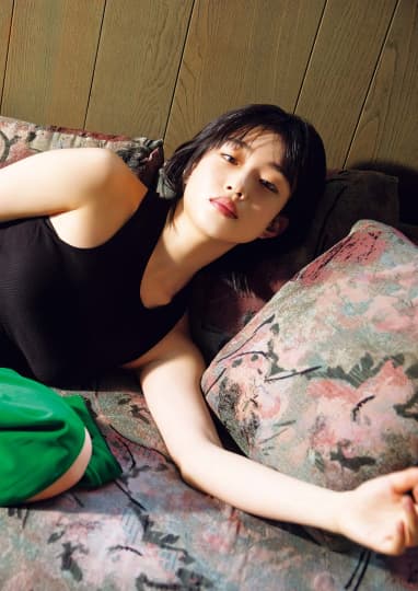 河合優実　おっぱい