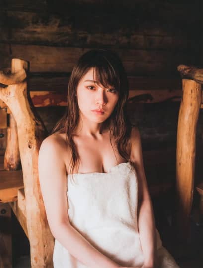 高山一実 おっぱい