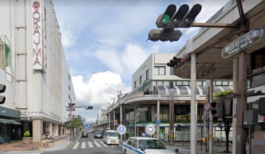 モール北の交差点