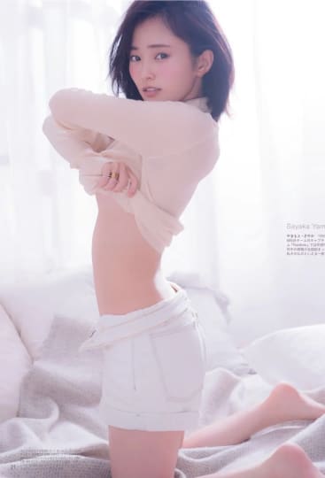 山本彩 おっぱい