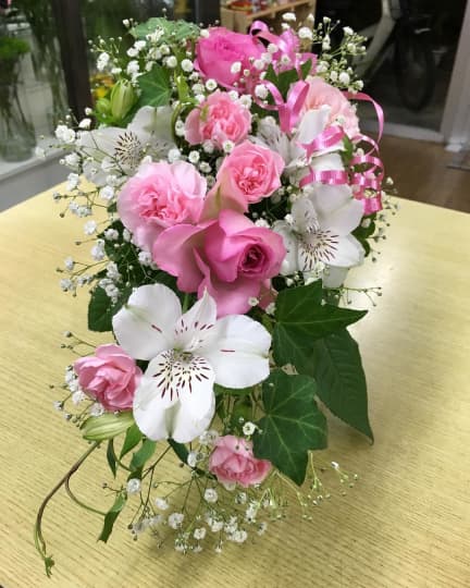 花言葉 死 を表す花は 絶望や別れを表すのはゆり 狂気 ヤンデレも Miima ミーマ