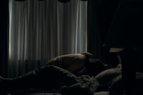 柳ゆり菜 おっぱい