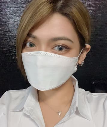 女の子