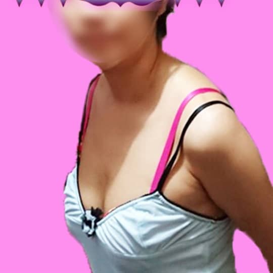 女性